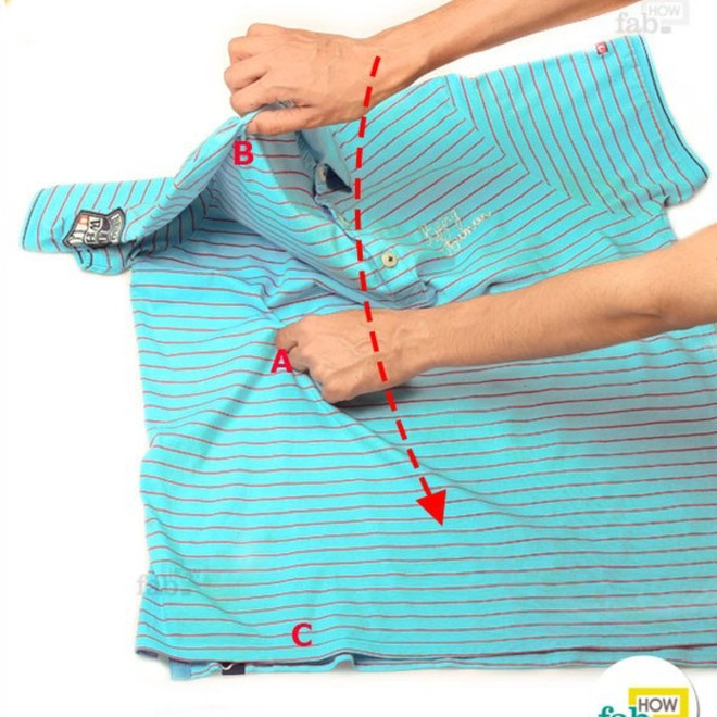 Как складывать футболки пошаговая инструкция