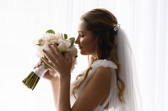 Большая часть невест предпочитает придерживаться сложившихся традиций.