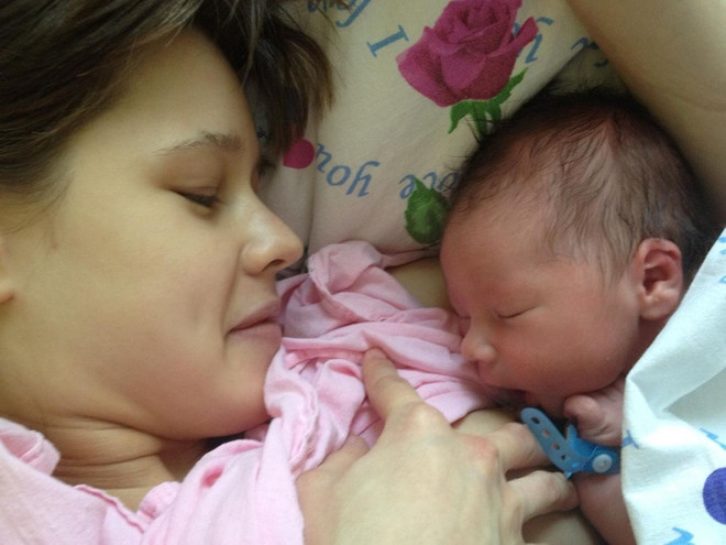 День от роду: Галина Юдашкина показала новорожденного сына