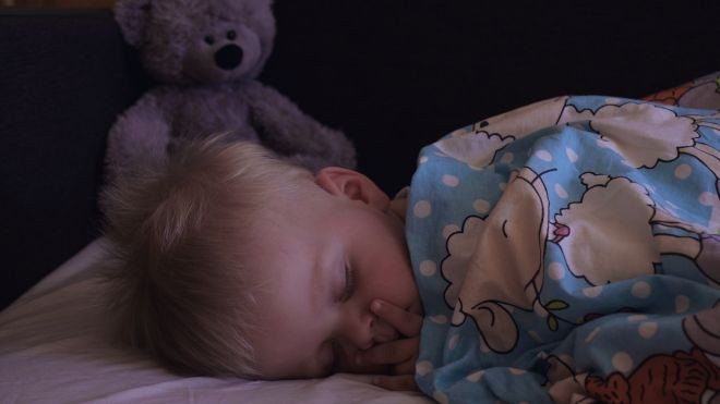 Всего одно условие: ученые назвали способ сделать сон ребенка крепче