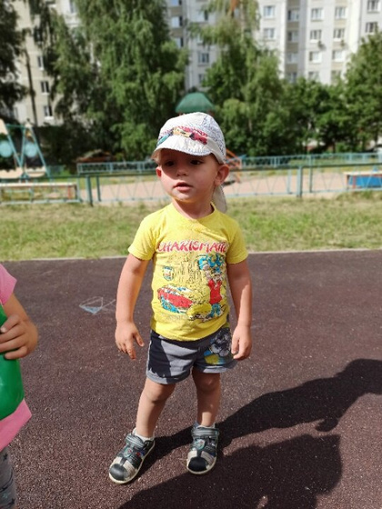 Немного летних фото двойняшек!