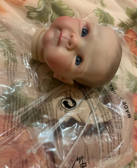 Родила девочку😅