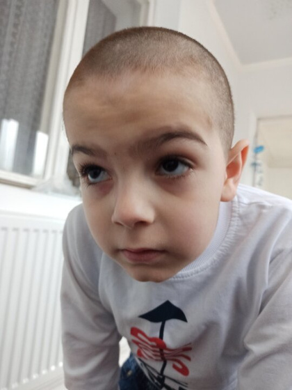 Говорит младшенький Это такое