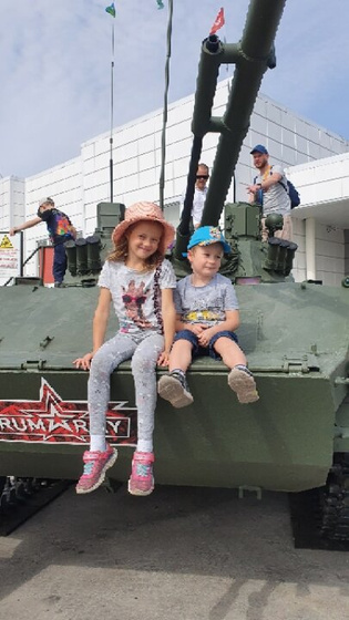 Разбавлю свои серьёзные посты)