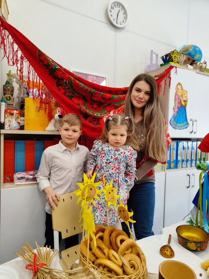 Широкая масленица в школе, чаепитие)