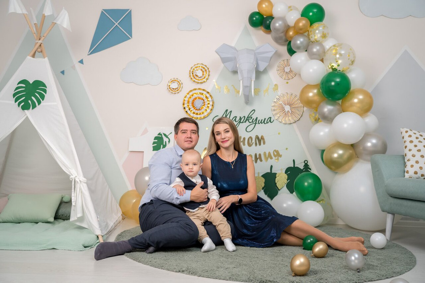 Вот и нам годик! 🎉🎉🎉