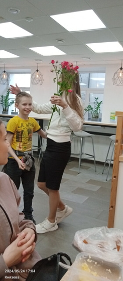 Дети ждали Нинель в