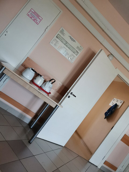 Я в роддоме, пока