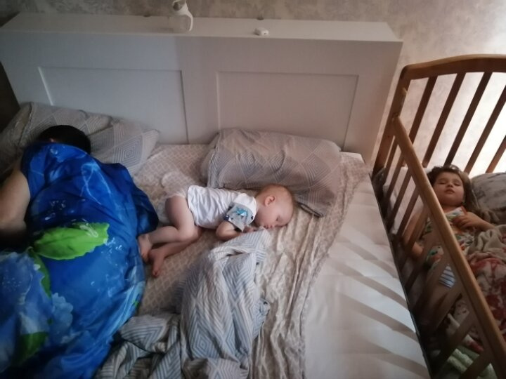 Вот так и спим)