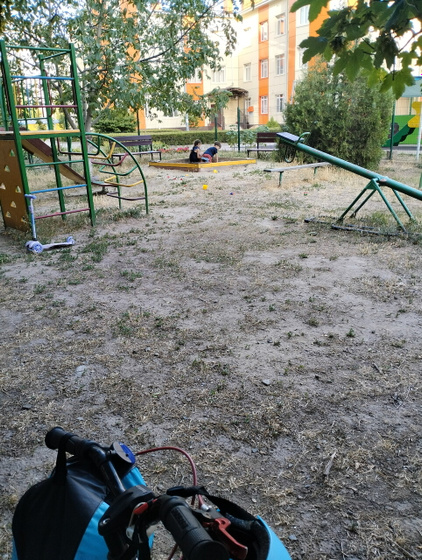 Два с маленькой разницей,даже взрослые это сложно?