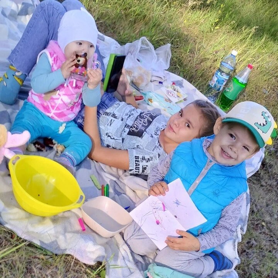 Скоро будем праздновать дни