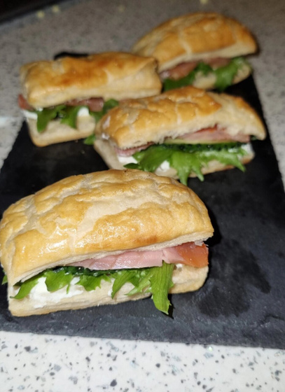Вкусняшки на ночь?