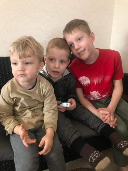 Нам почти 4 года,раз в год стабильно пишу)