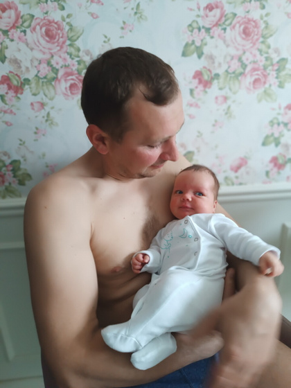 Дочуне месяц