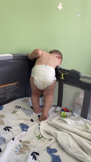 Ну парниша дает)