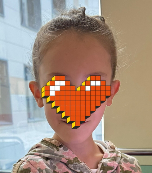 Сделали дочке ушки ?