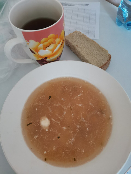 Я в роддоме, пока