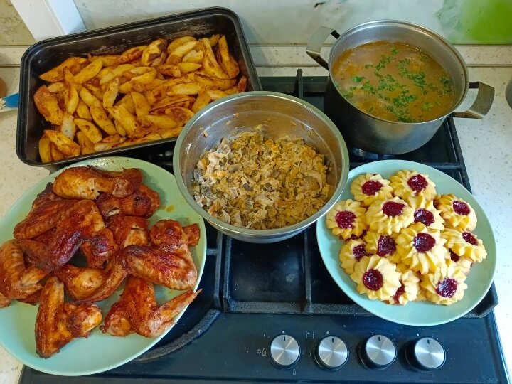 Когда приехали домой 😃 и тут же за плиту 🧑🍳