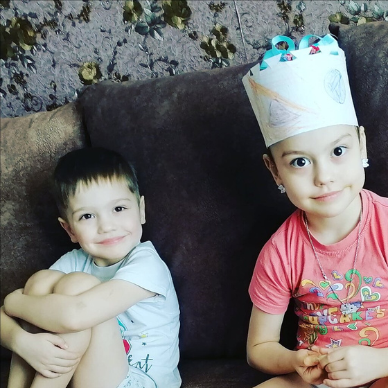 Со своим уставом, в