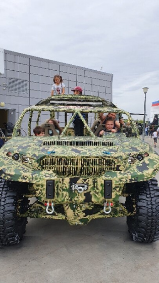 Разбавлю свои серьёзные посты)
