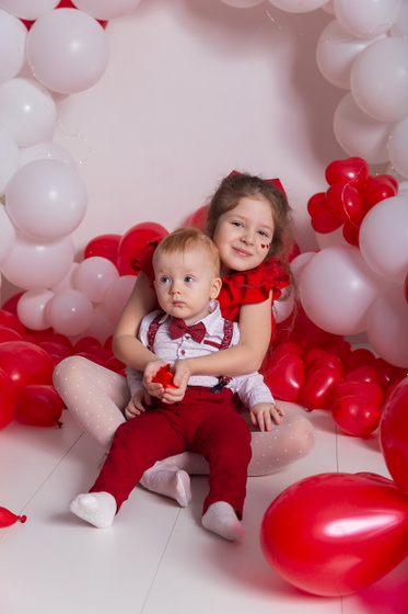 Sis and Bro