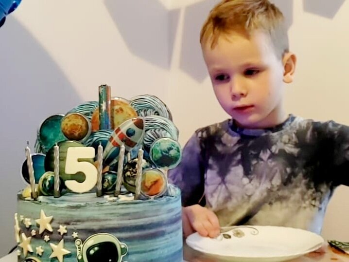 Фуф, отпраздновали🥳
