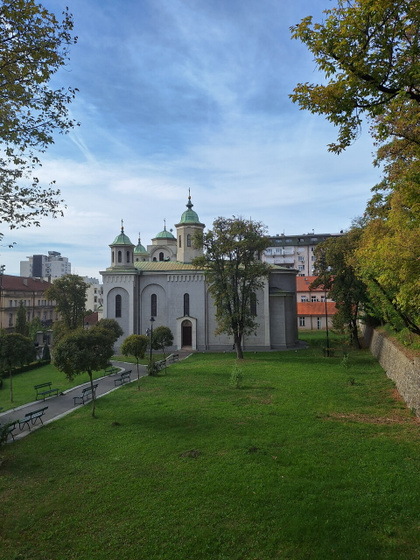 Полако