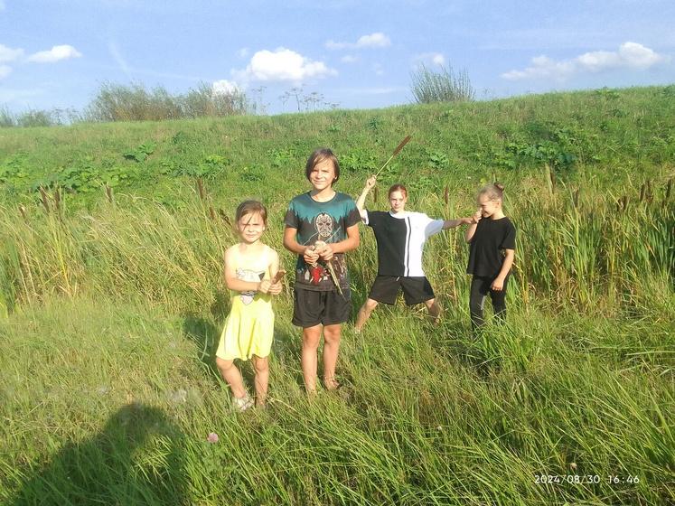 Подростки