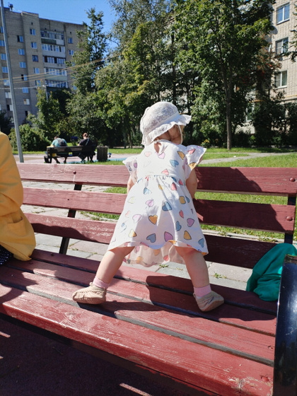 Первые подъёмы на ножки?
