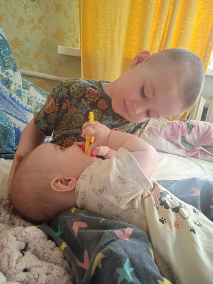 На часах... 6:00)
