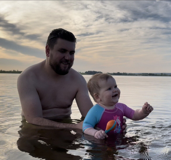 Первое купание в реке ?