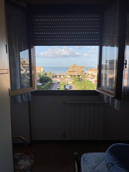 Море