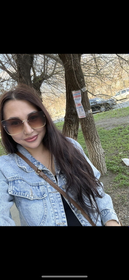 Была всегда с черными