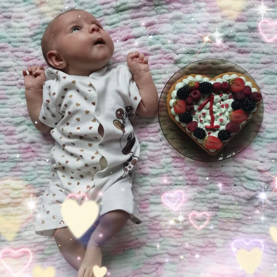 Нам сегодня целый месяц?❤️