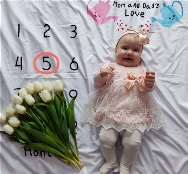 Алисе 5 месяцев