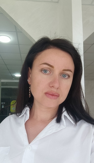 Сделала бровки))