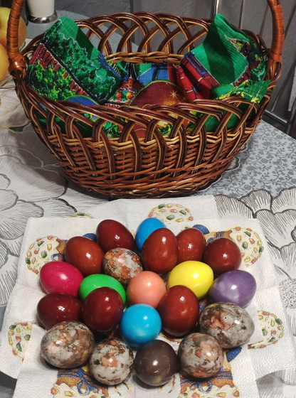 Крашеные яйца