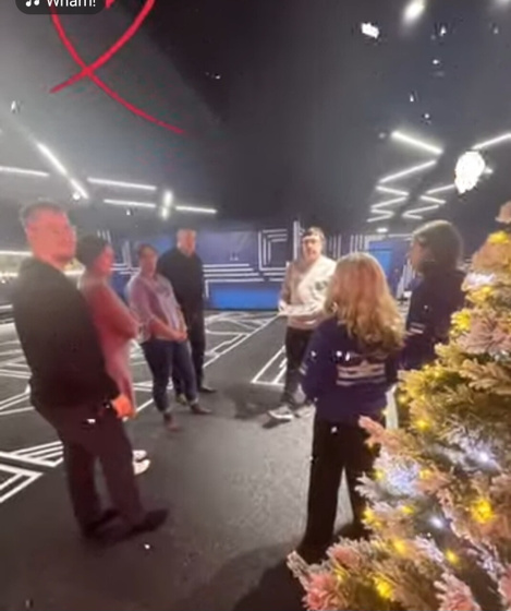 С того места