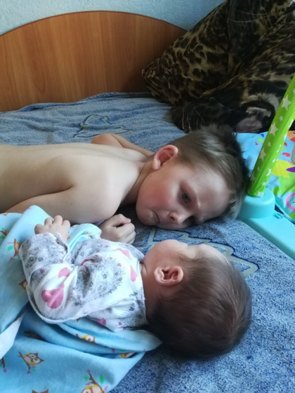 Нам 1 месяц)))