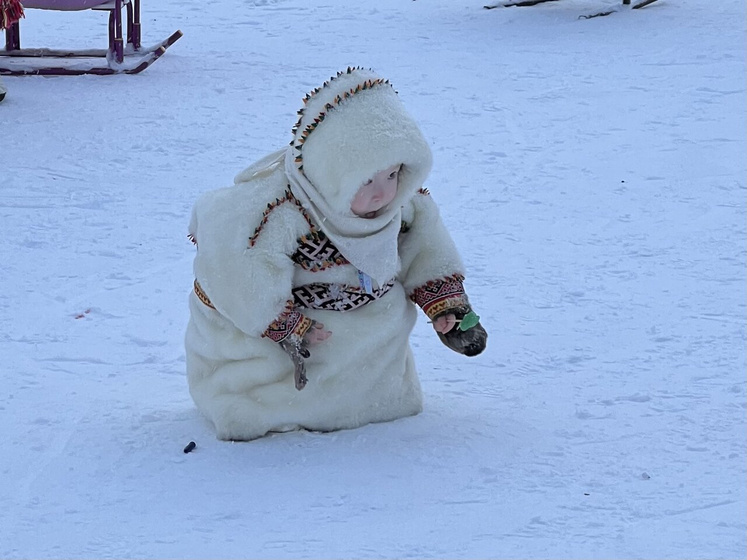 Привет всем от нас