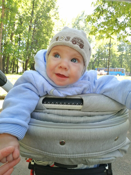 Манюськину сегодня 6 мес.