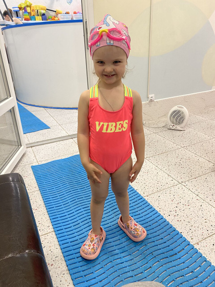Моя довольная крошка❤️ Ходим
