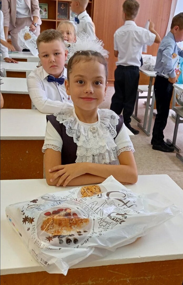 Первоклассник и второклассница !Мои🤗...