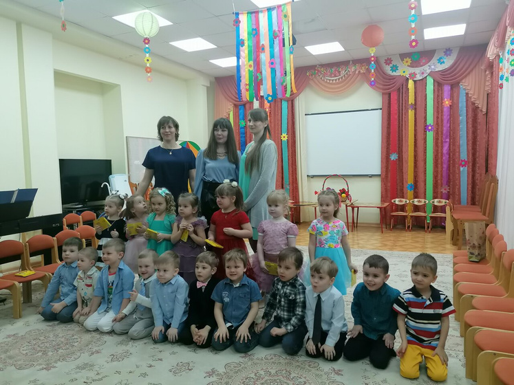 Утренник 8 марта.