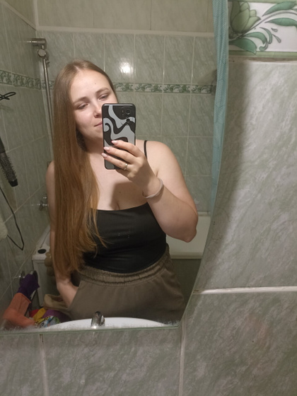 Подстриглась чуть-чуть😄