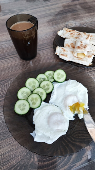 Яйца на воде)) Взяла