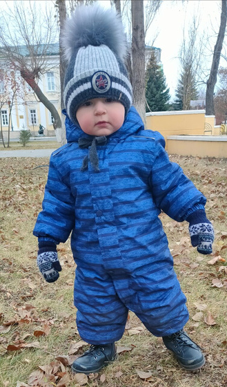 Девочки, посмотрите, не маленький