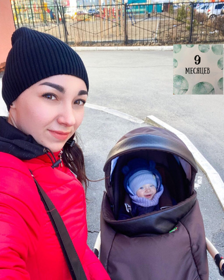 9 месяцев нашему зубастику