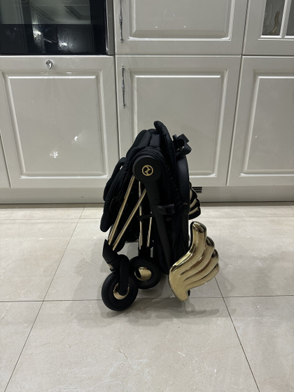 Cybex coya Jeremy Scott