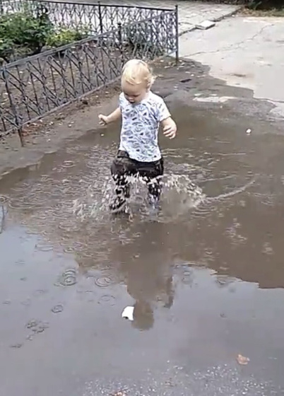 Первый дождь за все лето